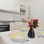 דירה Lenka סוטיבאן