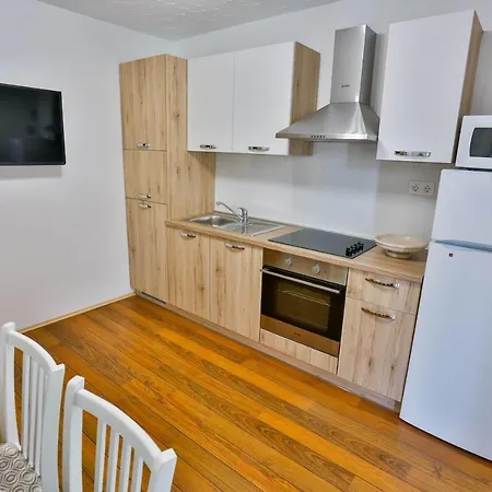Lenka Apartment