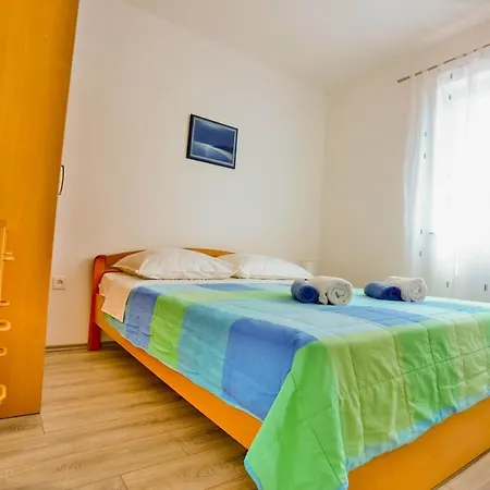 Apartment Lenka Sutivan